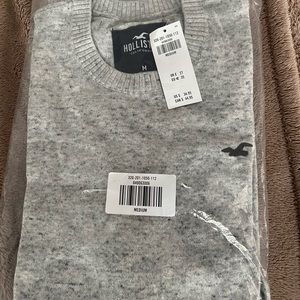 Mens size M Icon sweater